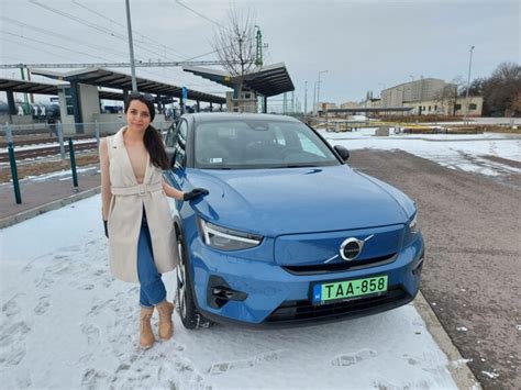 Volvo ülésmagasító az autóban