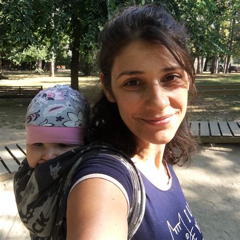 Baba hordozása háton