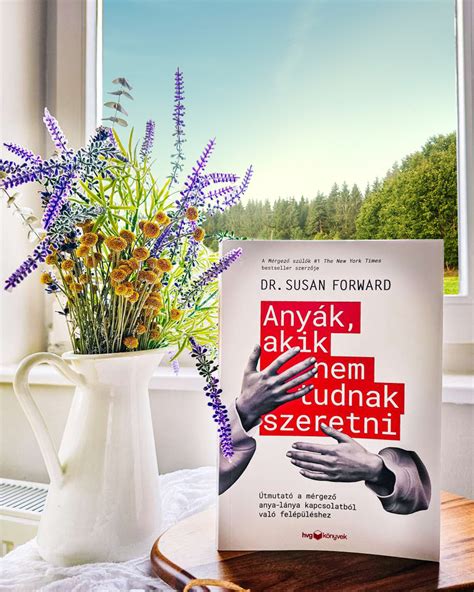 Anyák, akik gondterhelten tekintenek a távolba