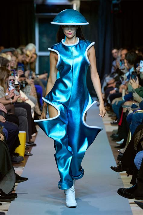 A Pierre Cardin Neptune babakocsi funkcionális elemei