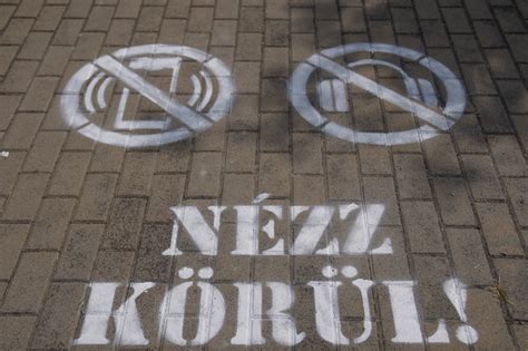 Piktogramok, melyek tiltják az alkoholfogyasztást gyógyszerszedés mellett