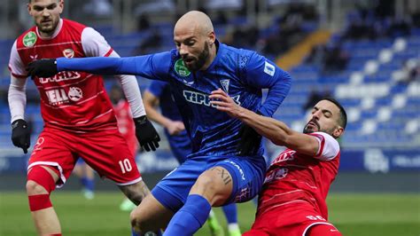 Nő várandósan orvosi vizsgálaton