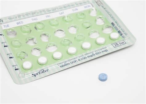 A férfi fogamzásgátlás új fejlesztései: gél és tabletta