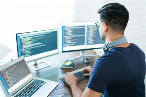 Programozó bootcampek népszerűsége és az informatikus hiány