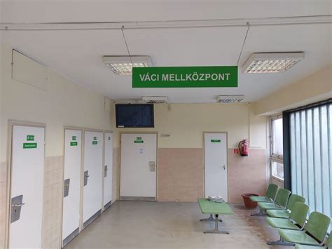 A váci Jávorszky Ödön Kórház homlokzata