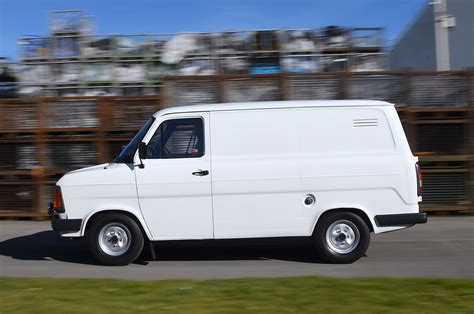 Ford Transit MK2: A Ford Transit második generációjának képe.