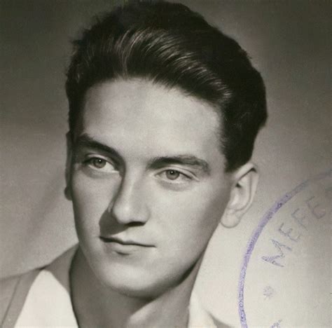 Berkovits György fiatalkori portréja