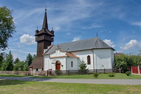 Zsurk református temploma külső nézetből