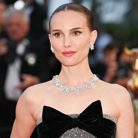 Natalie Portman várandósan