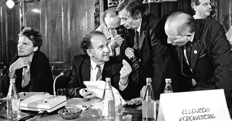 A Nemzeti Kerekasztal-tárgyalások résztvevői