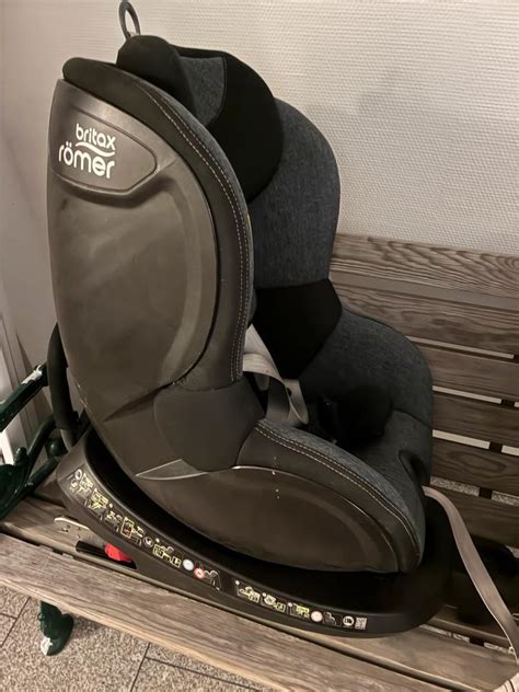 Britax-Römer ISOFIX rögzítési pontok az autóban