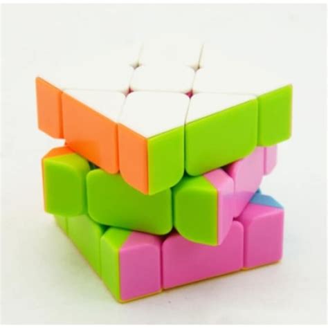 Különböző típusú 3D kirakós játékok