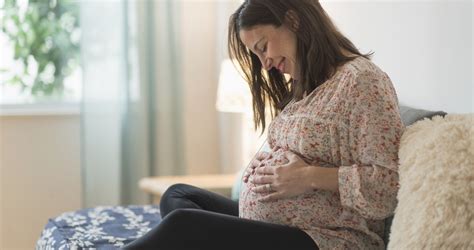 Kismama ultrahangon, boldog szülőkkel