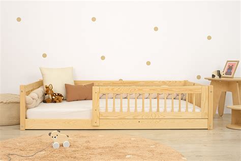 Montessori padlóágy babaszobában