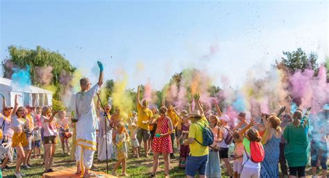 Holi fesztivál Krisna-völgyben