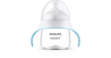Gyermek ivás Philips Avent pohárból