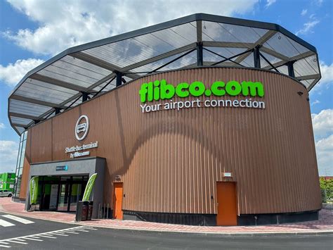 Flibco busz megállója a Charleroi repülőtéren