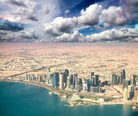 Doha látképe éjszaka