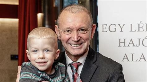 A gyermekülések fejlődésének timeline-ja