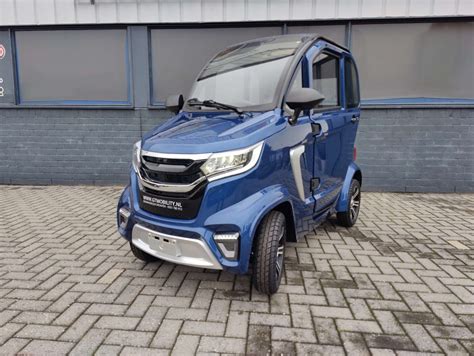 Költozteto auto