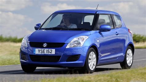 Suzuki Swift V utastér üléshuzatokkal