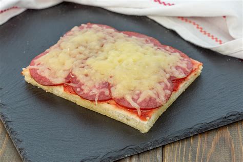 Tojásmentes pizza szeletek