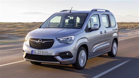 Opel Combo Life infotainment rendszer és vezetőtámogató rendszerek