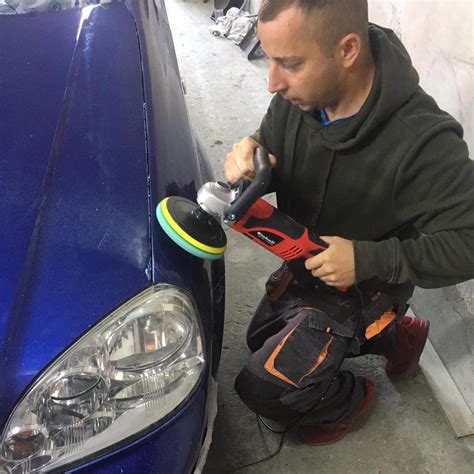 Autó tisztítása és polírozása