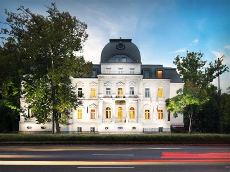 Mirage Medic Hotel a Hősök terén