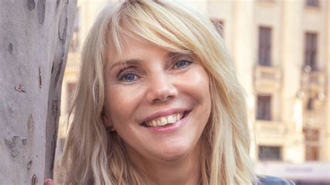 Gubík Ági Fejős Éva szerepében