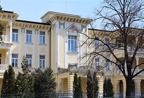 A Soproni Gyógyközpont bejárata