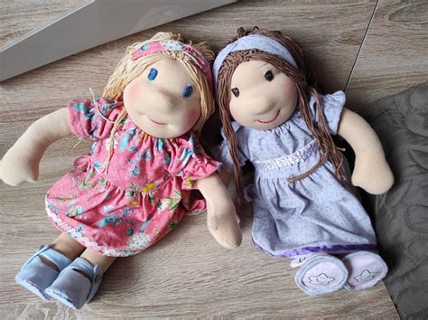 Összehasonlítás kétféle babatest anyagból készült waldorf baba