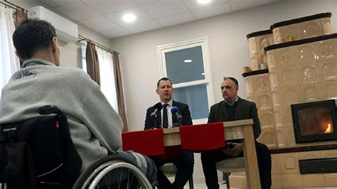 Segítő szervezetek és a krízisterhes nők