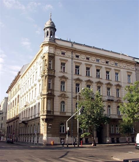 A Gazdasági Versenyhivatal logója