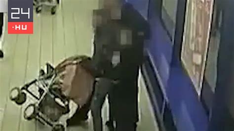 Babakocsis anya norvég metróállomáson