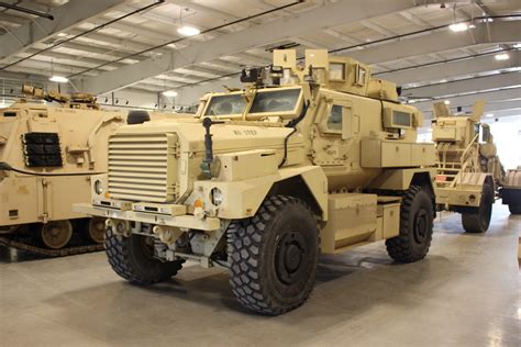 Cougar MRAP replika a Die Hard 5-ből