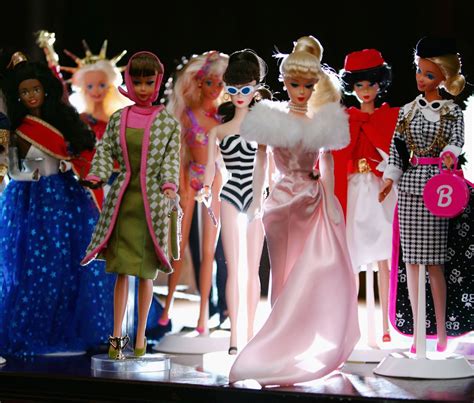 Különböző foglalkozású Barbie babák gyűjteménye