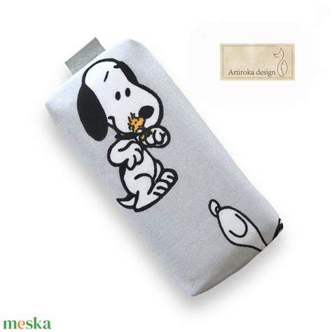 Snoopy mintás pelenkázólap gyerekszobában