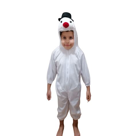 gyerek hóember jelmezben