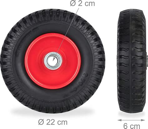 Különböző babakocsi kerekek