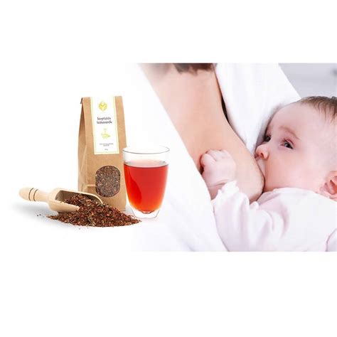 Szoptatós teakeverék és egy csésze tea az asztalon