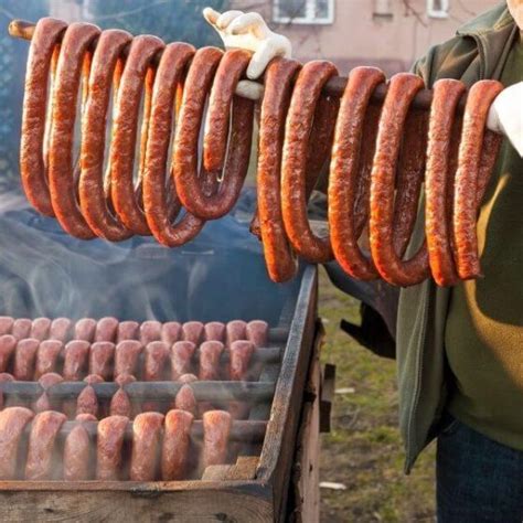 Hagyományos füstölés és füstízű termékek
