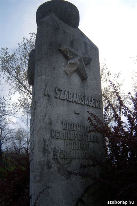 Katonai emlékmű Ziliz településen