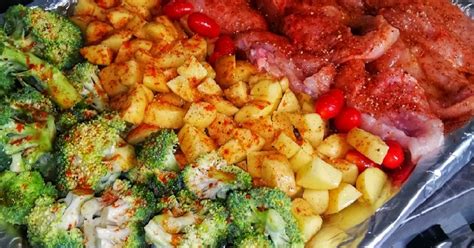 Előkészített egészséges ételek dobozokban
