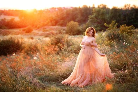 Nyári naplemente kismama fotózás