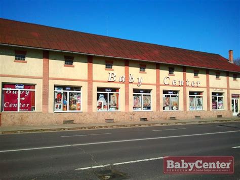 A Baby Center Bababolt üzletének bejárata