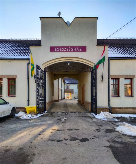 Felsőzsolcai Egészségház épülete