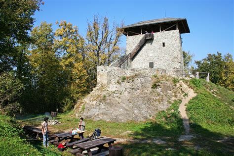 A Kőszegi vár, vagy Óház kilátó romjai