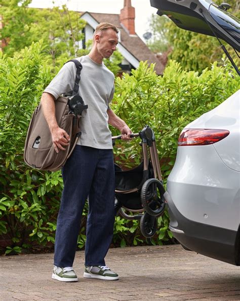 Mamas & Papas Ocarro babakocsi minden terepen