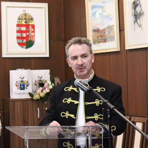 Nádudvari védőnői tanácsadó logója vagy épületképe